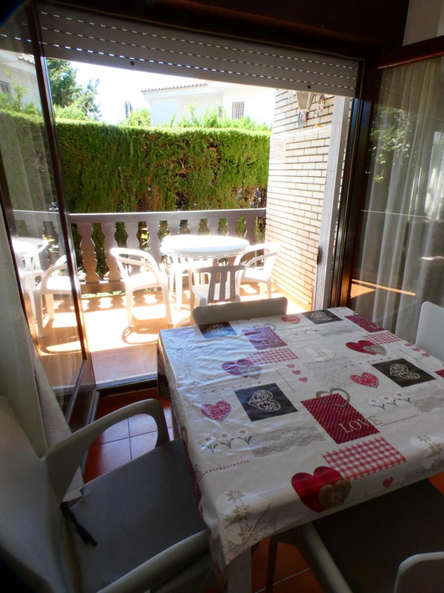 Tiebas, Appartement