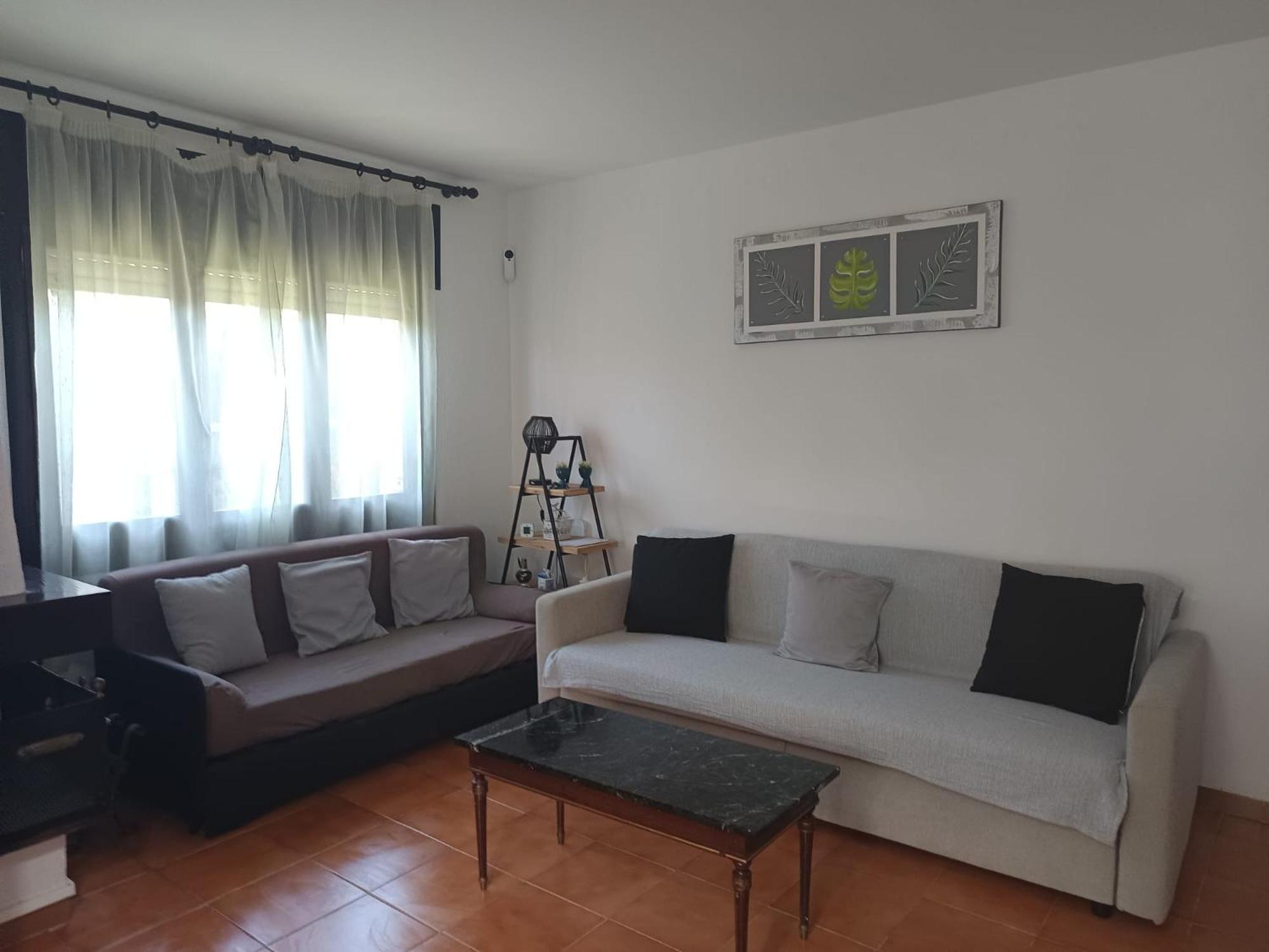 Tiebas, Apartamento *